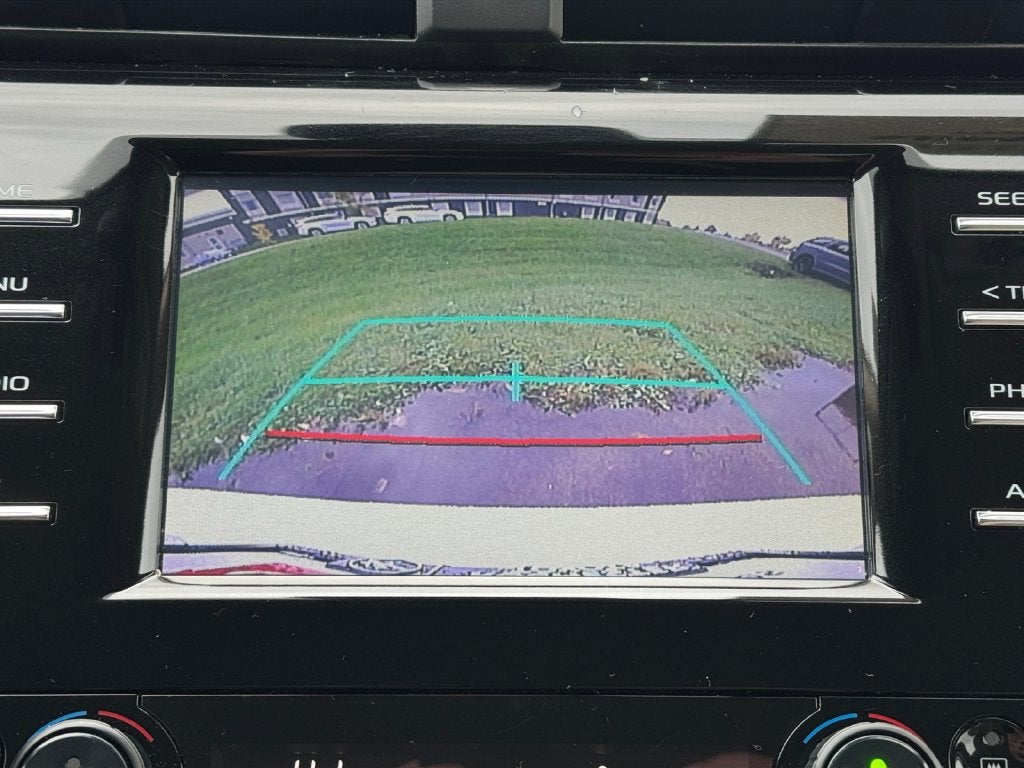 2019 Toyota Camry Hybrid LE FWD