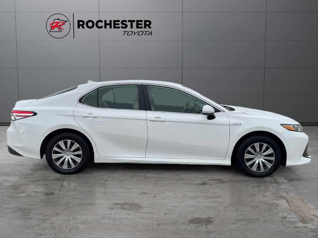 2019 Toyota Camry Hybrid LE FWD