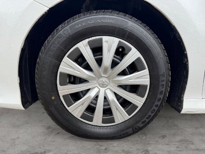 2019 Toyota Camry Hybrid LE FWD