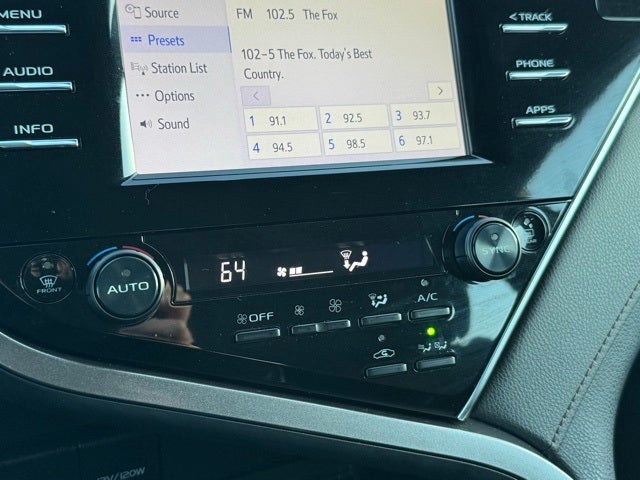 2018 Toyota Camry Hybrid LE FWD