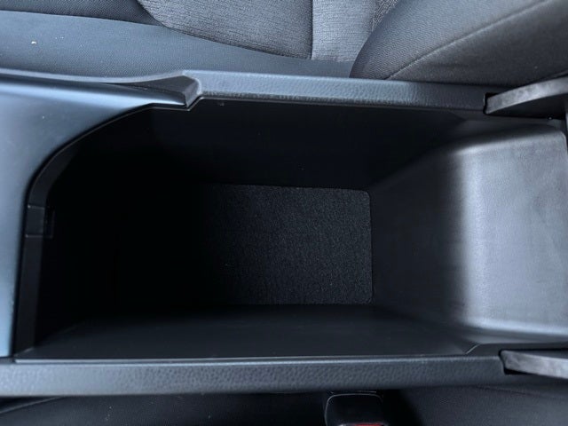 2018 Toyota Camry Hybrid LE FWD