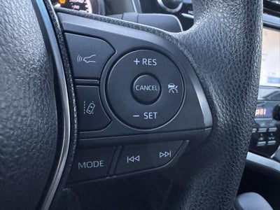 2018 Toyota Camry Hybrid LE FWD