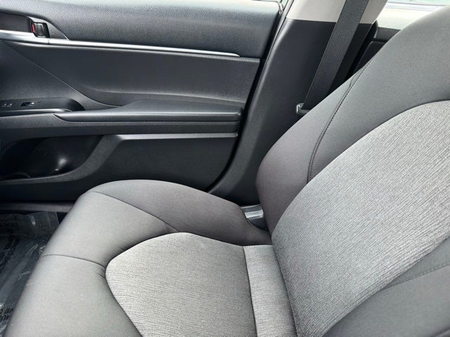 2018 Toyota Camry Hybrid LE FWD