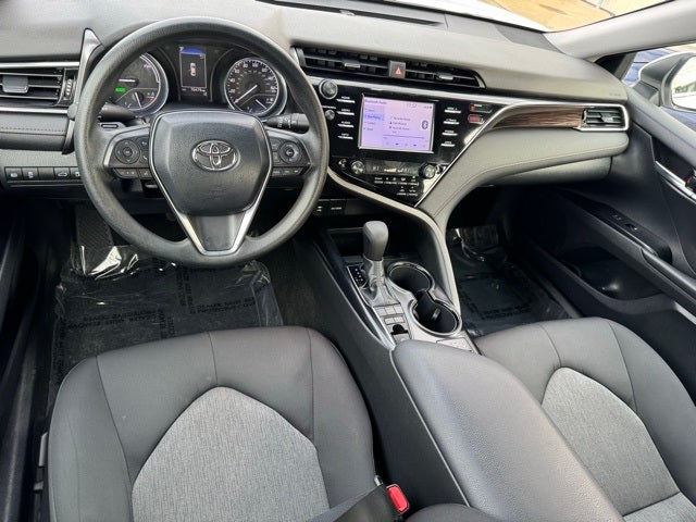2018 Toyota Camry Hybrid LE FWD