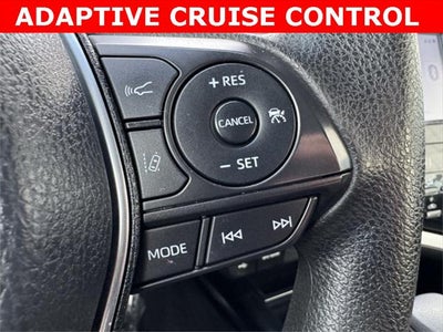 2018 Toyota Camry Hybrid LE FWD