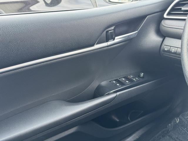 2018 Toyota Camry Hybrid LE FWD