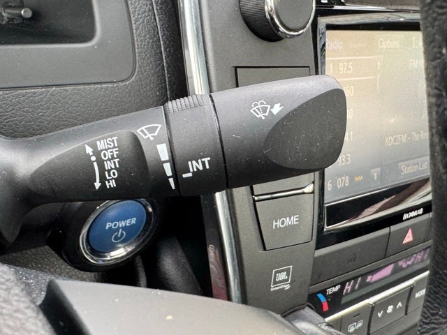 2017 Toyota Camry Hybrid XLE FWD