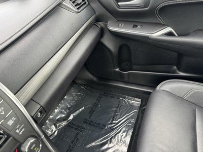 2017 Toyota Camry Hybrid XLE FWD