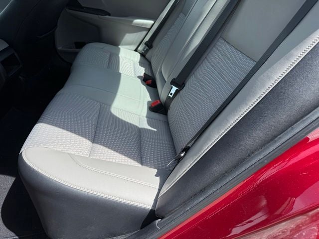 2015 Toyota Camry SE FWD