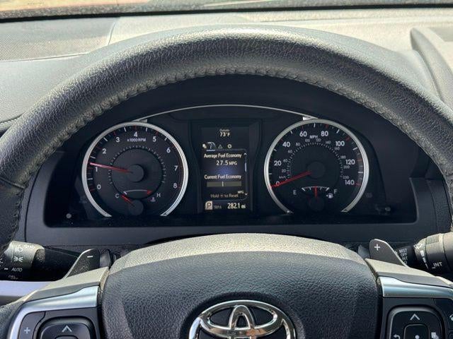 2015 Toyota Camry SE FWD