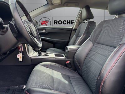 2015 Toyota Camry SE FWD