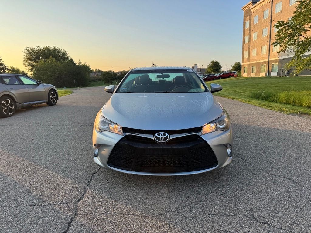 2017 Toyota Camry SE FWD