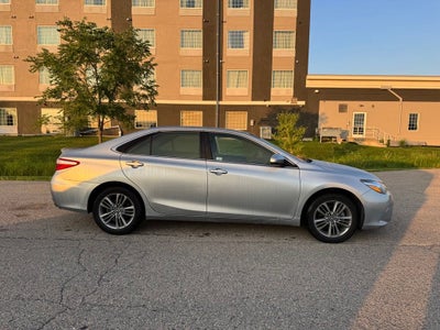 2017 Toyota Camry SE FWD