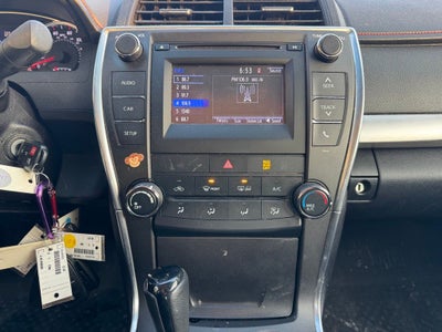2017 Toyota Camry SE FWD
