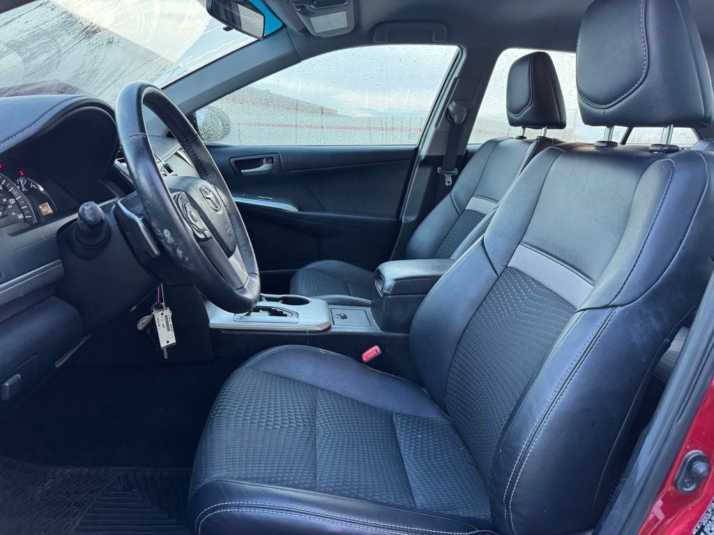 2012 Toyota Camry SE FWD