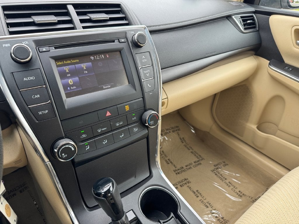 2017 Toyota Camry LE FWD