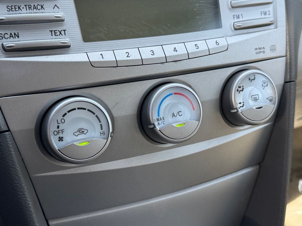 2011 Toyota Camry LE FWD