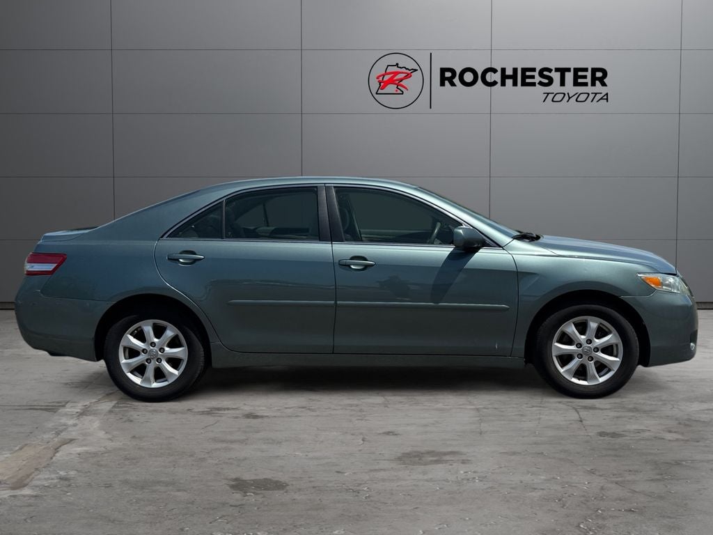 2011 Toyota Camry LE FWD