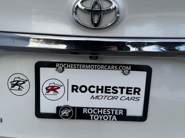 2014 Toyota Avalon XLE FWD