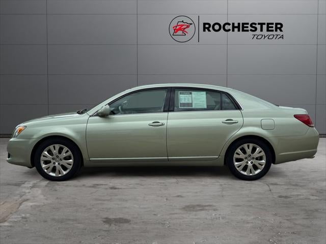 2009 Toyota Avalon XLS FWD