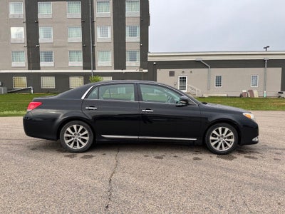 2012 Toyota Avalon Limited FWD