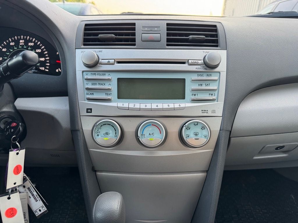 2009 Toyota Camry LE FWD