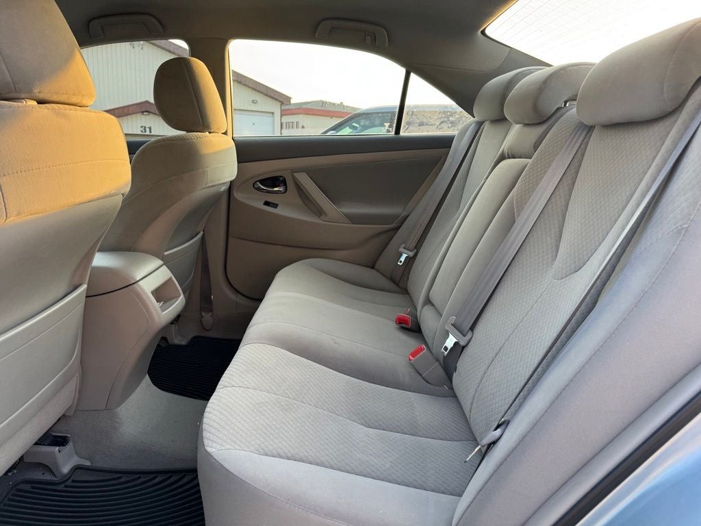 2009 Toyota Camry LE FWD