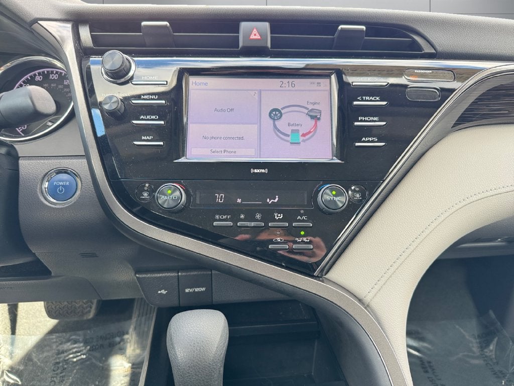 2020 Toyota Camry Hybrid LE FWD