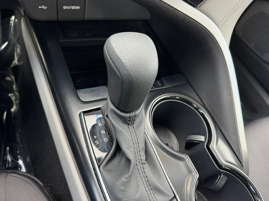2020 Toyota Camry Hybrid LE FWD
