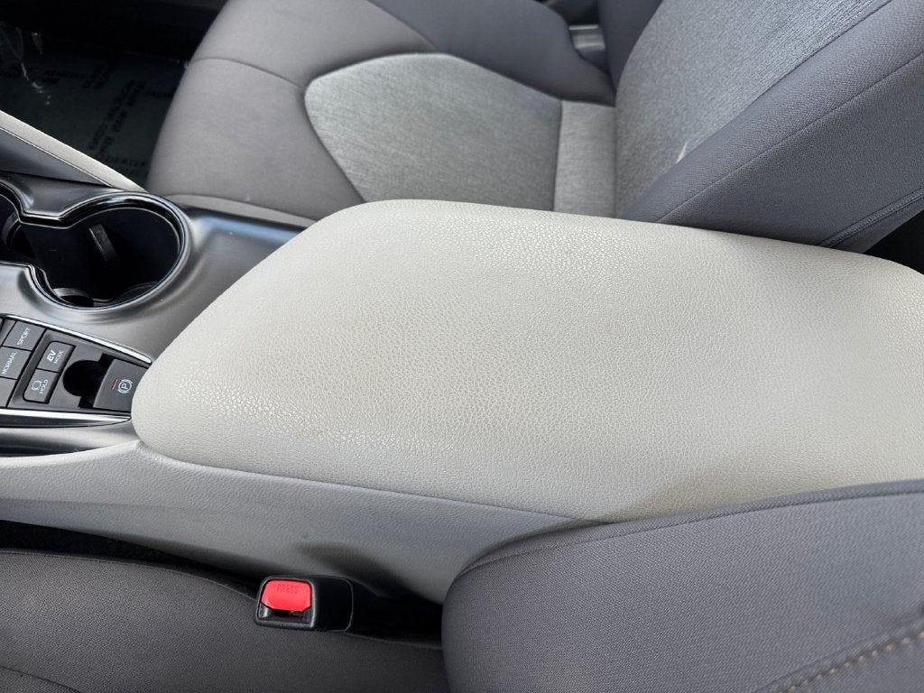 2020 Toyota Camry Hybrid LE FWD