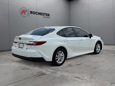2025 Toyota Camry LE FWD