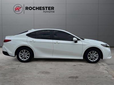 2025 Toyota Camry LE FWD