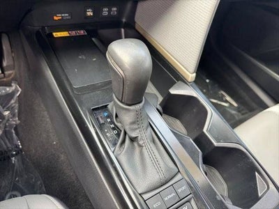 2025 Toyota Camry SE FWD