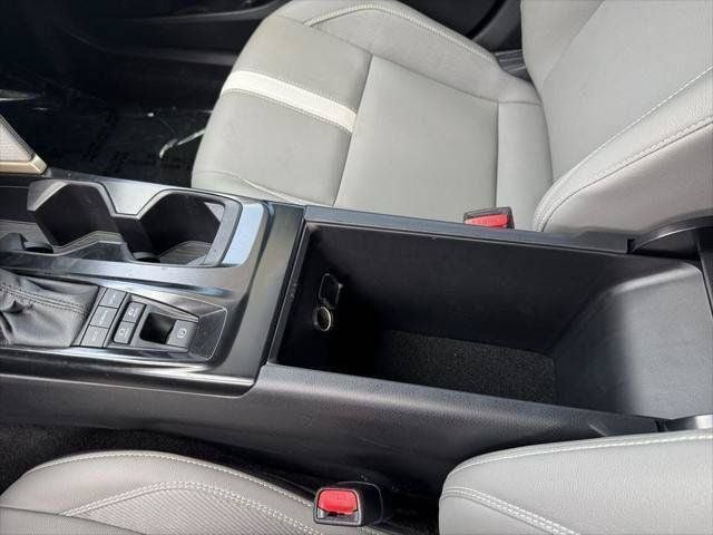 2025 Toyota Camry SE FWD