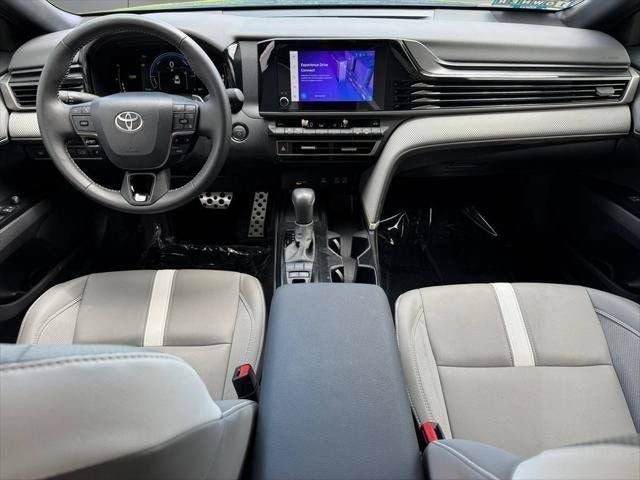 2025 Toyota Camry SE FWD