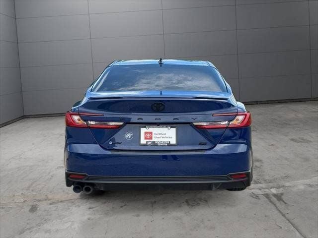 2025 Toyota Camry SE FWD