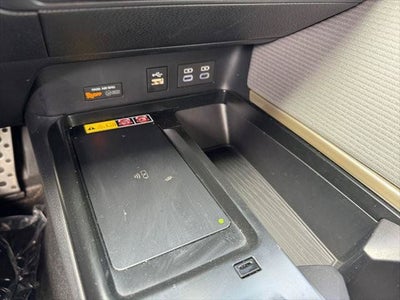 2025 Toyota Camry SE FWD