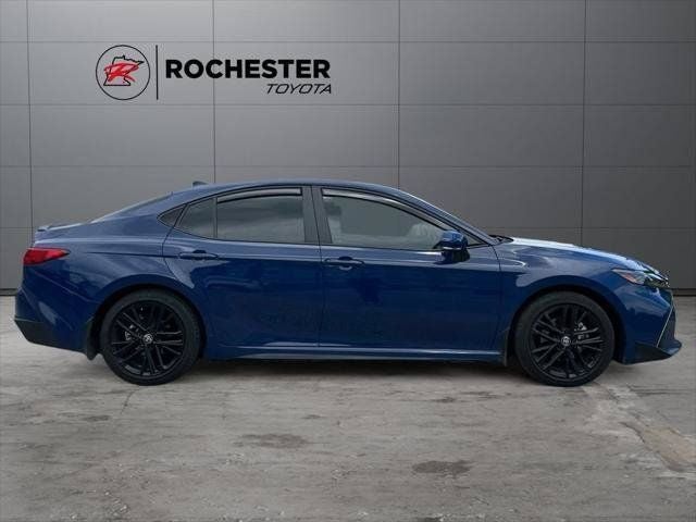 2025 Toyota Camry SE FWD