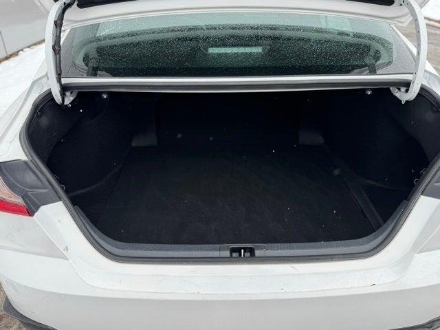 2025 Toyota Camry SE FWD