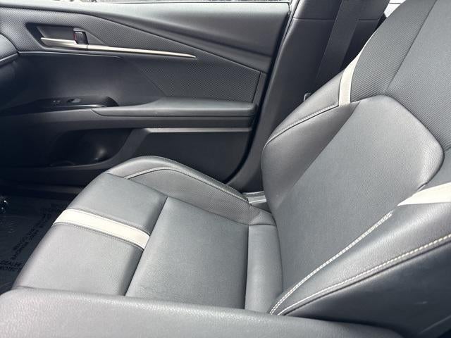 2025 Toyota Camry SE FWD