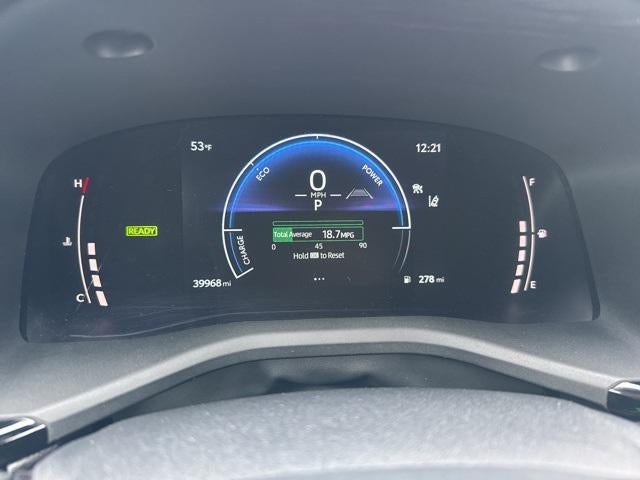 2025 Toyota Camry SE FWD