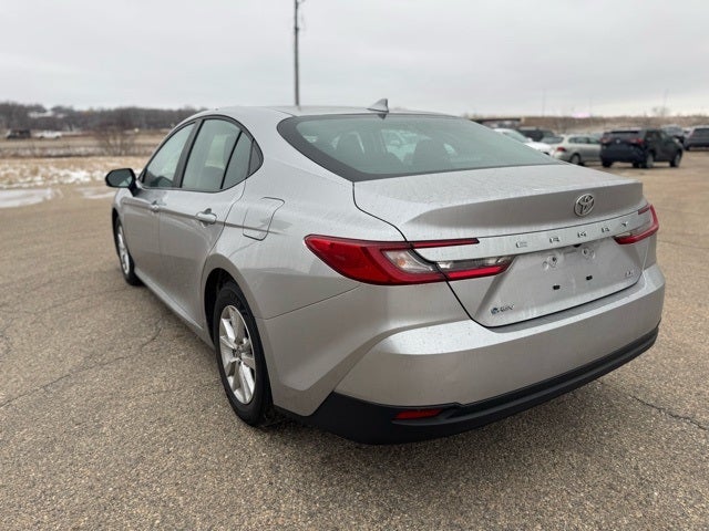 2025 Toyota Camry LE FWD