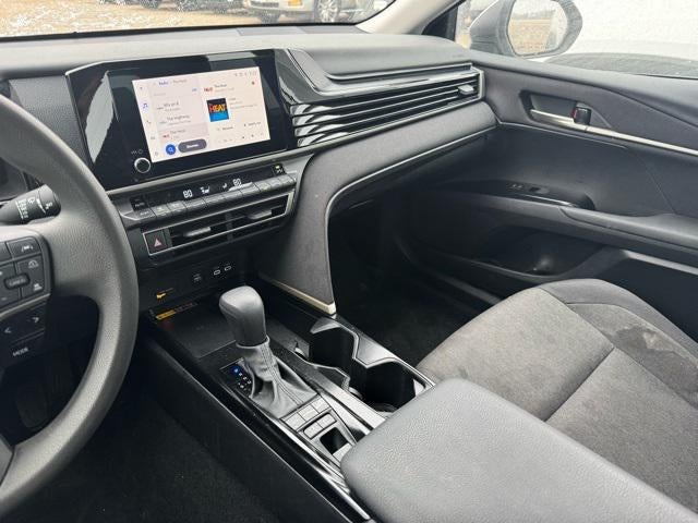 2025 Toyota Camry LE FWD