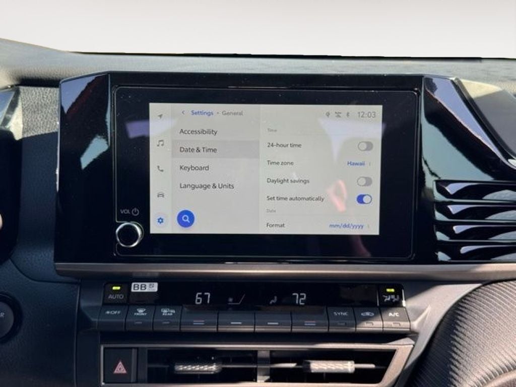 2026 Toyota Camry SE FWD