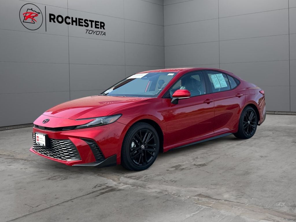 2026 Toyota Camry SE FWD