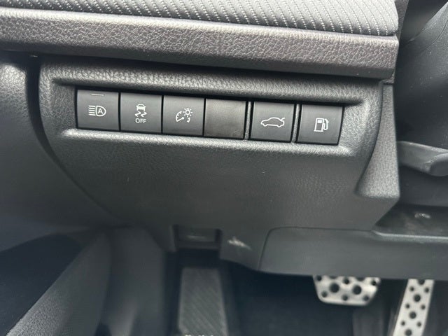 2025 Toyota Camry SE FWD