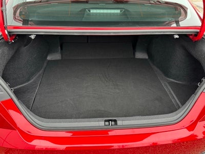 2025 Toyota Camry SE FWD