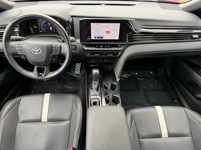 2025 Toyota Camry SE FWD