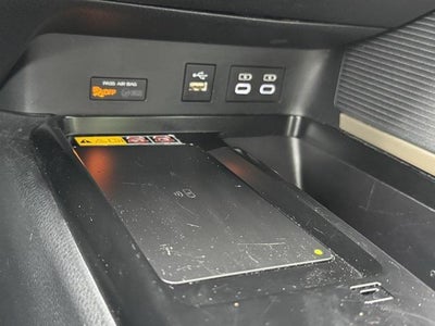 2025 Toyota Camry SE FWD