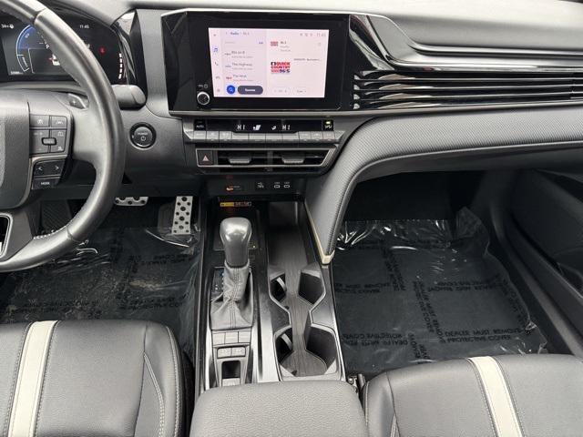 2025 Toyota Camry SE FWD